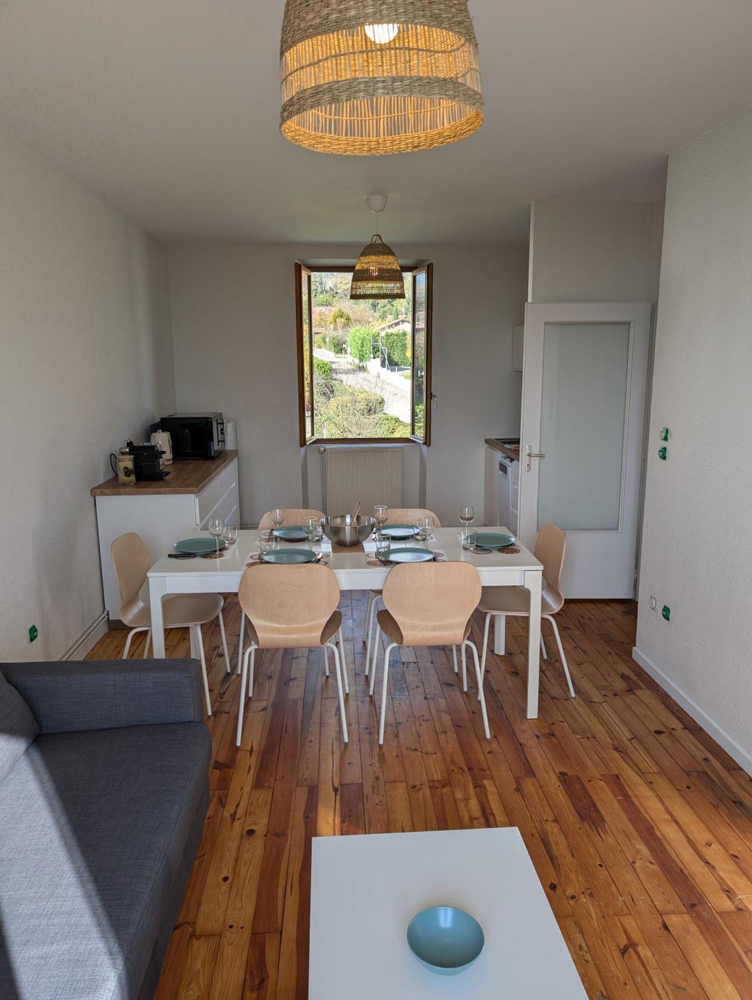 Appart 65M2 Avec 2 Chambres Dans Ferme Renovee - Parking Gratuit - Grande Vue Montagnes Montbonnot-Saint-Martin Exteriör bild