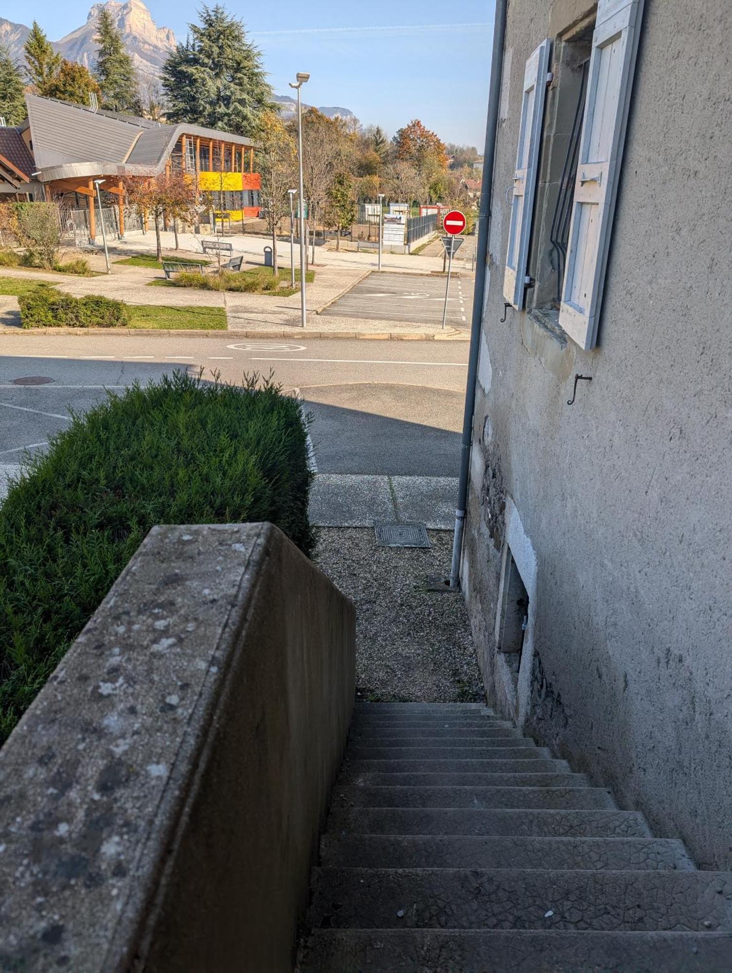 Appart 65M2 Avec 2 Chambres Dans Ferme Renovee - Parking Gratuit - Grande Vue Montagnes Montbonnot-Saint-Martin Exteriör bild
